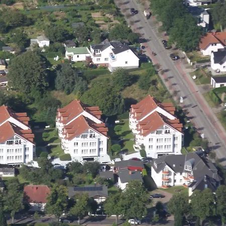 Appartementhaus Binzer Sterne 23 *