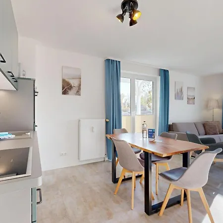 Appartementhaus Binzer Sterne 23 Appartamento Binz